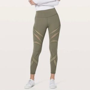 Lululemon Wunder under HR Mesh 7/8 tight, size 10